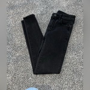 AMERICAN EAGLE NEXT LEVEL SKINNY JEANS